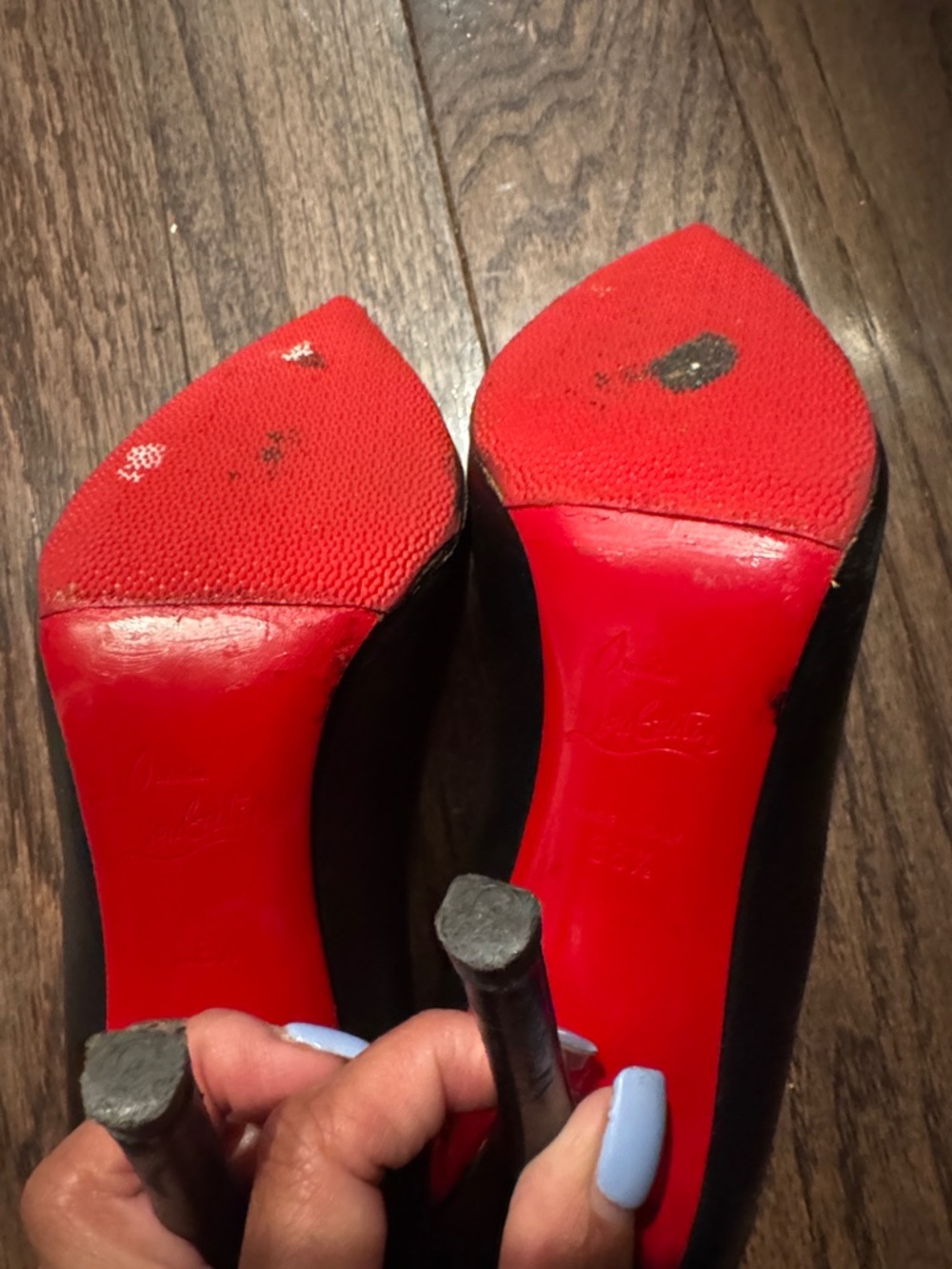 Christian Louboutin Black Pointed-Toe Leather Pumps - Picture 5 of 5